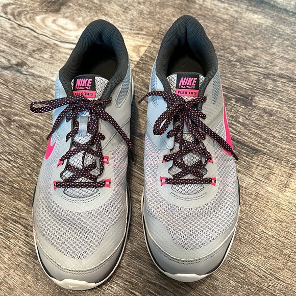 Women’s Nike Training Flex Trainer 5 Size 10 - Picture 2 of 10